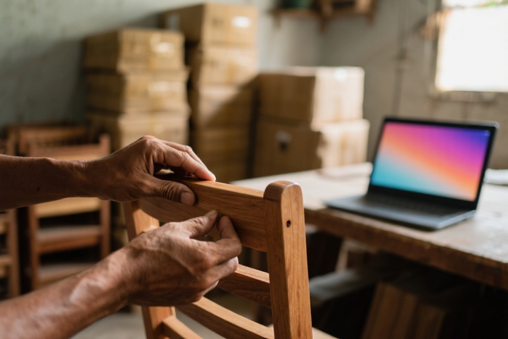 Menghindari Kesalahan Umum dalam Ekspor Furniture: Kunci Sukses di Pasar Global